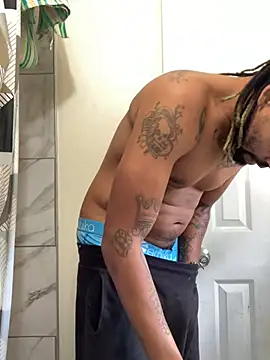 Snapshot of 1BeautyN1Beast chatting on 12.08.24 1BeautyN1Beast online show from 12.08.24