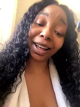 Snapshot of 1BeautyN1Beast chatting on 12.08.24 1BeautyN1Beast online show from 12.08.24