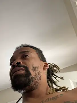 Snapshot of 1BeautyN1Beast chatting on 12.14.24 1BeautyN1Beast online show from 12.14.24