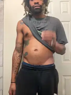 Snapshot of 1BeautyN1Beast chatting on 12.17.24 1BeautyN1Beast online show from 12.17.24