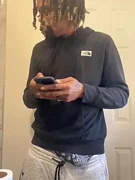 Snapshot of 1BeautyN1Beast chatting on 01.22.25 1BeautyN1Beast online show from 01.22.25