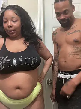 Snapshot of 1BeautyN1Beast chatting on 02.02.25 1BeautyN1Beast online show from 02.02.25