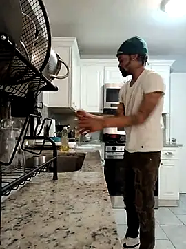 Snapshot of 1BeautyN1Beast chatting on 02.14.25 1BeautyN1Beast online show from 02.14.25