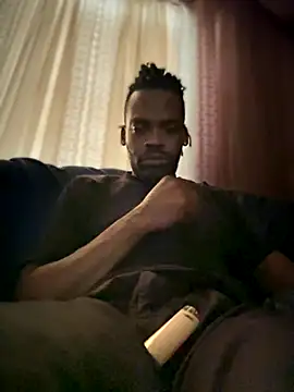 Snapshot of 1BeautyN1Beast chatting on 09.16.25 1BeautyN1Beast online show from 09.16.25