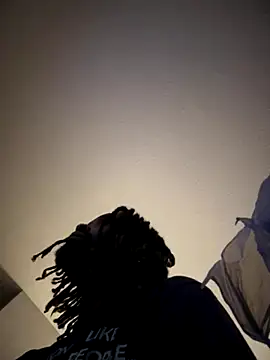 Snapshot of 1BeautyN1Beast chatting on 10.15.25 1BeautyN1Beast online show from 10.15.25