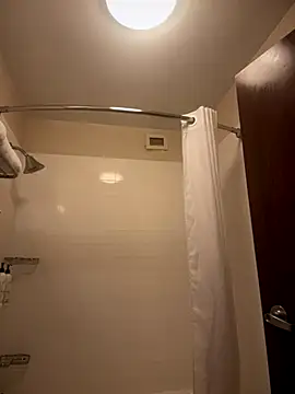 Snapshot of 1BeautyN1Beast chatting on 10.16.25 1BeautyN1Beast online show from 10.16.25