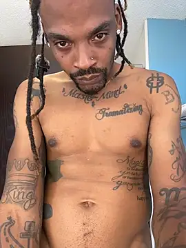 Snapshot of 1BeautyN1Beast chatting on 10.23.25 1BeautyN1Beast online show from 10.23.25