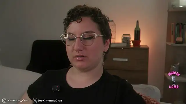 Snapshot of Ximenna_Cruz chatting on 11.08.25 Ximenna Cruz online show from 11.08.25