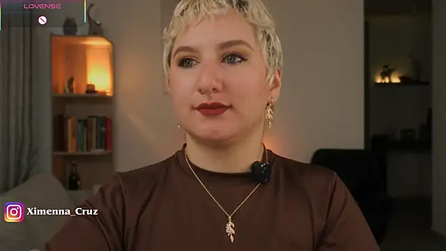Snapshot of Ximenna_Cruz chatting on 01.09.26 Ximenna Cruz online show from 01.09.26