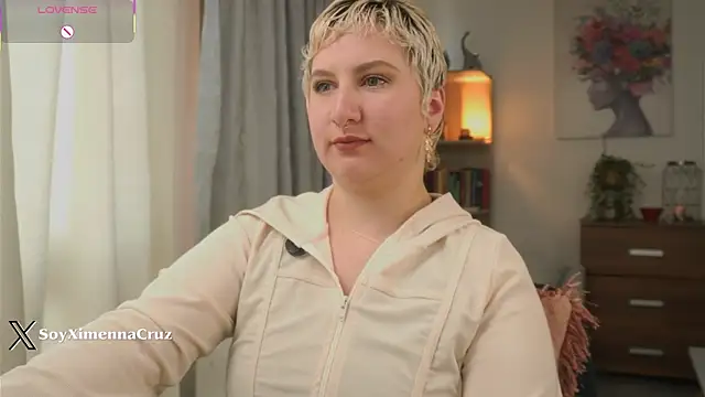 Snapshot of Ximenna_Cruz chatting on 01.10.26 Ximenna Cruz online show from 01.10.26
