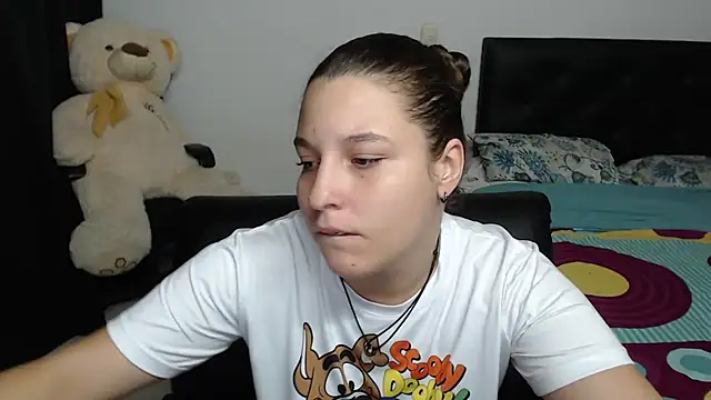 Snapshot of alexia_87 chatting on 01.28.25 alexia 87 online show from 01.28.25