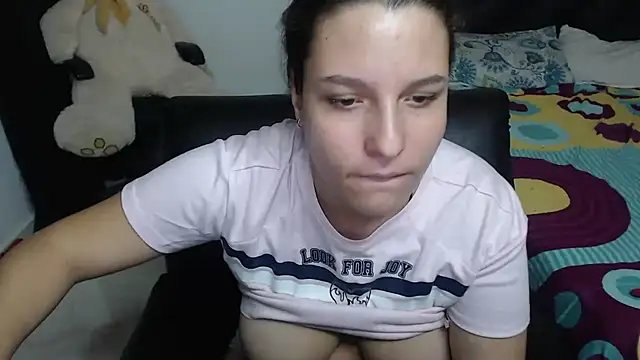 Snapshot of alexia_87 chatting on 02.01.25 alexia 87 online show from 02.01.25