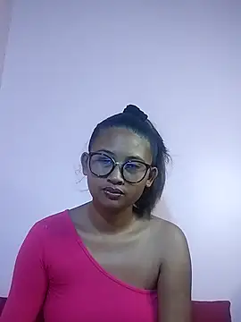 Snapshot of karen_sexy69 chatting on 02.18.25 karen sexy69 online show from 02.18.25