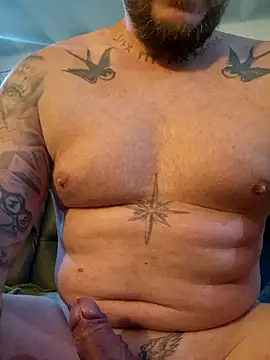 Snapshot of RomWoolf chatting on 12.03.24 RomWoolf online show from 12.03.24