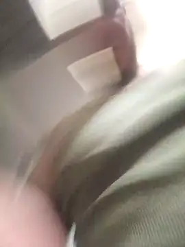 Snapshot of RomWoolf chatting on 01.23.25 RomWoolf online show from 01.23.25