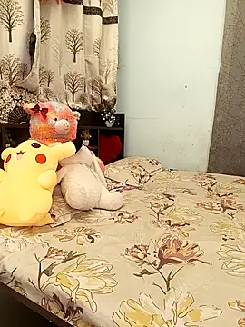 Snapshot of Divya_girl chatting on 11.04.25 Divya girl online show from 11.04.25