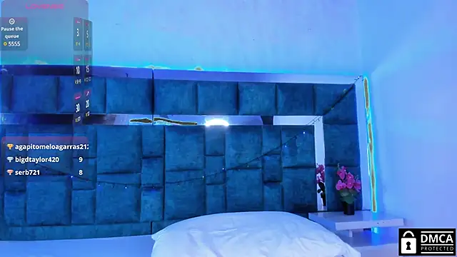 Venus velez  online show from 12.28.24