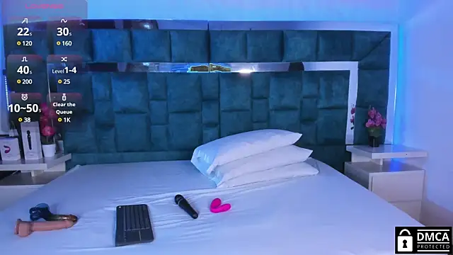 Venus velez  online show from 01.27.25