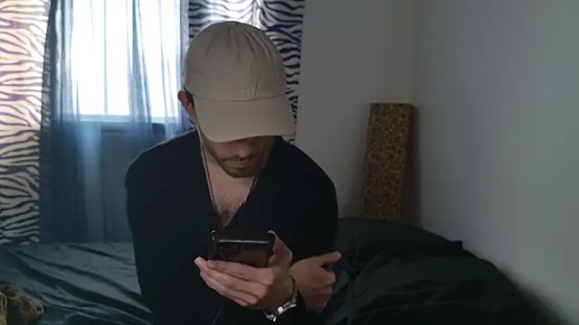 Snapshot of JackDesFeux chatting on 04.12.26 JackDesFeux online show from 04.12.26