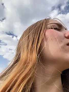 melody-dy online show from 02.20.25