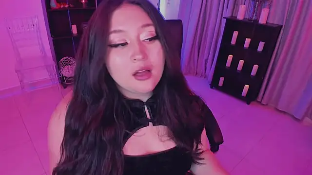 Snapshot of Lena_sweetx chatting on 03.15.25 Lena sweetx online show from 03.15.25