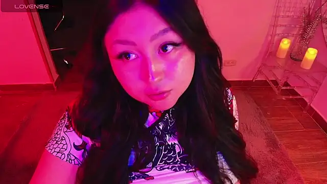 Snapshot of Lena_sweetx chatting on 09.14.25 Lena sweetx online show from 09.14.25