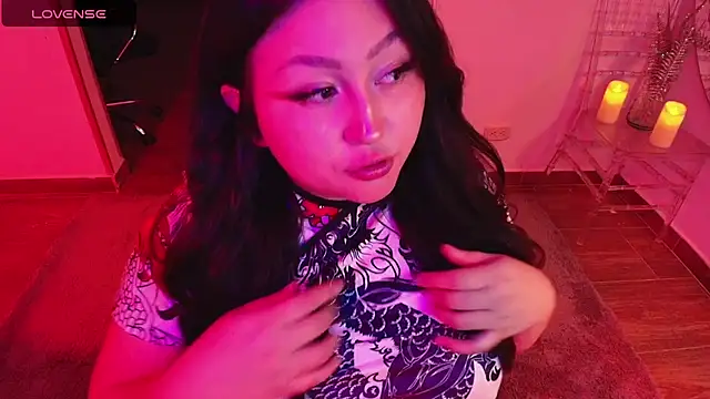 Snapshot of Lena_sweetx chatting on 10.20.25 Lena sweetx online show from 10.20.25