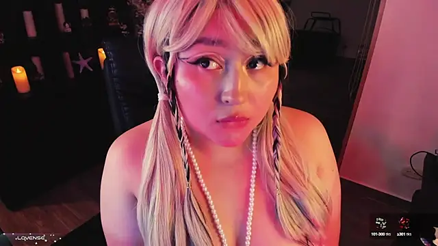 Snapshot of Lena_sweetx chatting on 10.23.25 Lena sweetx online show from 10.23.25