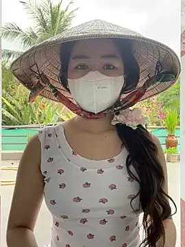 BabyThree  online show from 01.15.25