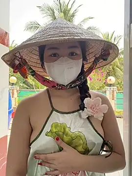 BabyThree  online show from 01.26.25