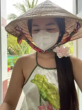 BabyThree  online show from 02.08.25