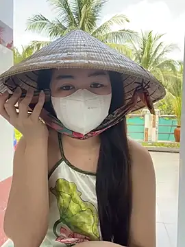 BabyThree  online show from 02.13.25