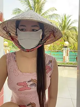 BabyThree  online show from 02.14.25