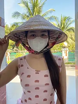 BabyThree  online show from 02.18.25