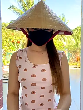 BabyThree  online show from 09.25.25