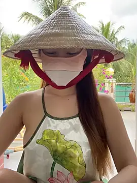 BabyThree  online show from 10.20.25