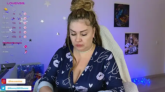 misskaassandraa online show from 02.24.25