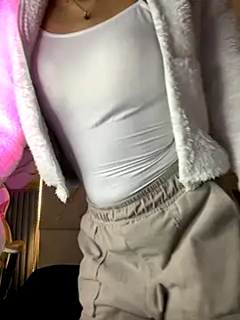 liss hot  online show from 09.19.25