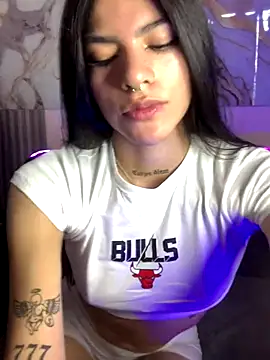 liss hot  online show from 11.11.25