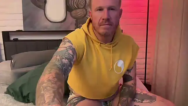 Snapshot of JeffJocc chatting on 11.11.25 JeffJocc online show from 11.11.25