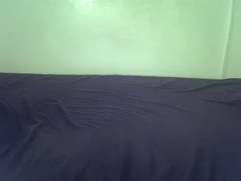 laetitia  online show from 11.26.25