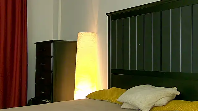 Yanira Muslim online show from 02.11.26