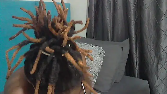 Snapshot of Mochabae chatting on 03.09.25 Mochabae online show from 03.09.25