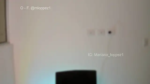 Snapshot of mariana_lopez1 chatting on 01.13.25 mariana lopez1 online show from 01.13.25
