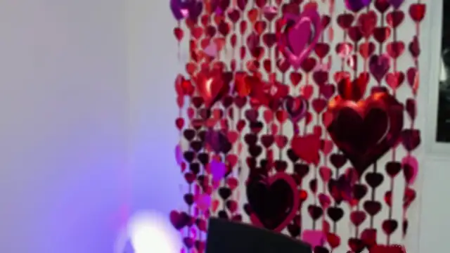 Snapshot of mariana_lopez1 chatting on 02.14.25 mariana lopez1 online show from 02.14.25