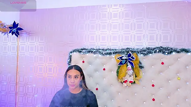 Sara Desire online show from 12.05.25