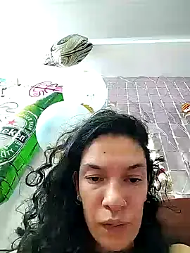 Snapshot of rebekka_simpson chatting on 01.05.25 rebekka simpson online show from 01.05.25