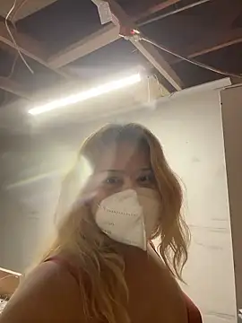 Snapshot of allissonw13 chatting on 01.18.26 allissonw13 online show from 01.18.26