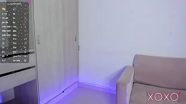 Lilacutte  online show from 03.11.26