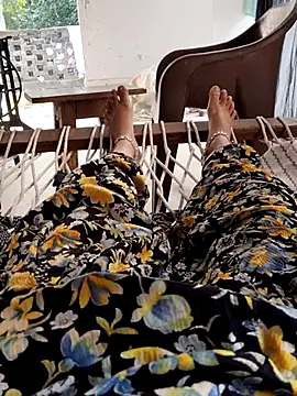 Snapshot of Hot-rubina chatting on 11.02.25 Hot-rubina online show from 11.02.25